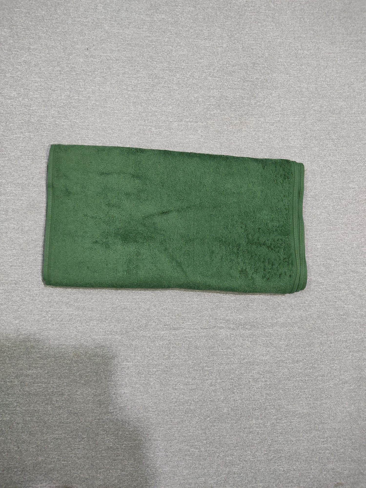 Combo 5 khăn mặt (khăn tắm) màu xanh lá kích thước 35x75cm