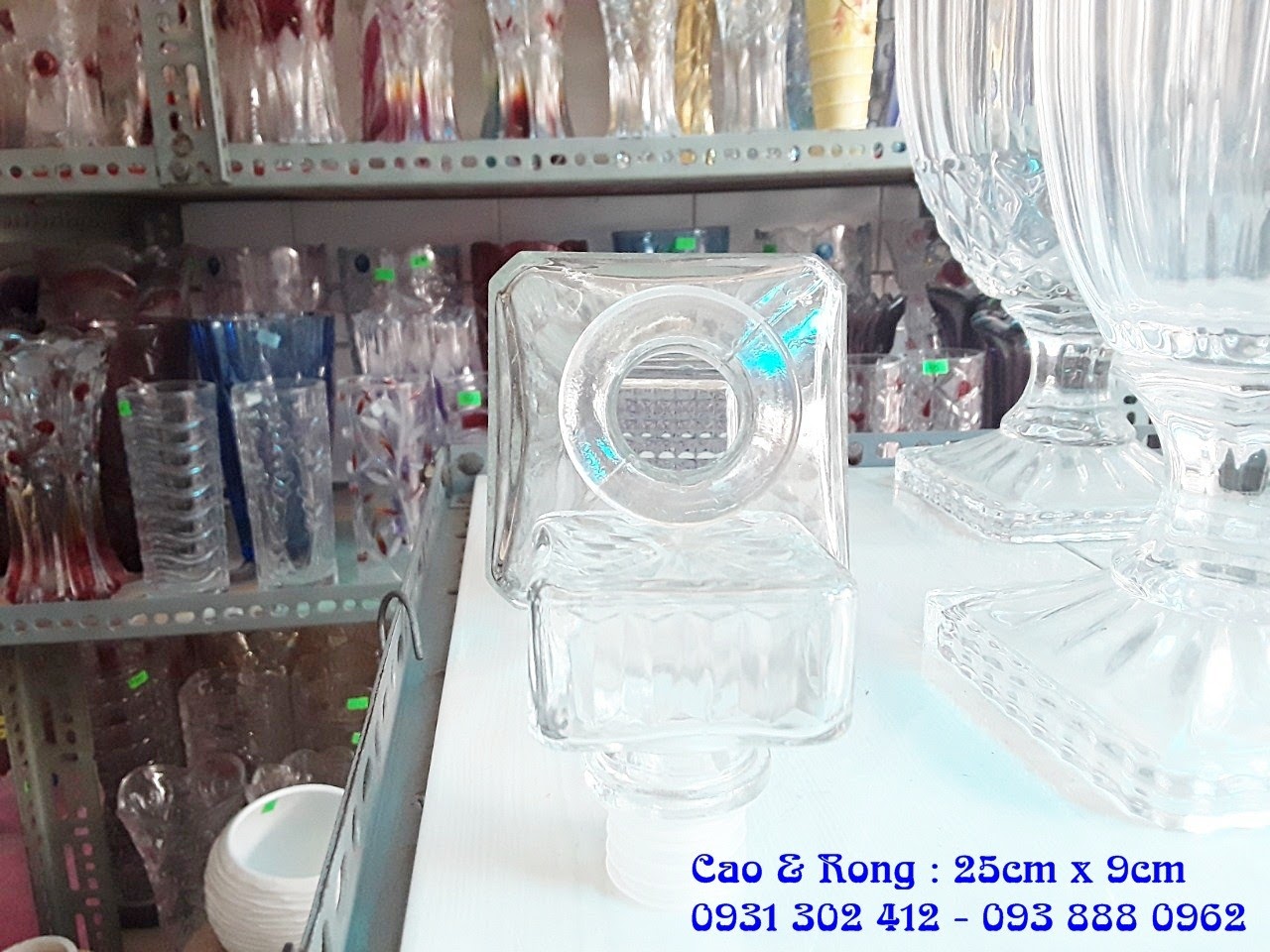 Chai thủy tinh đựng ruou vuông từ 750ml - 1L