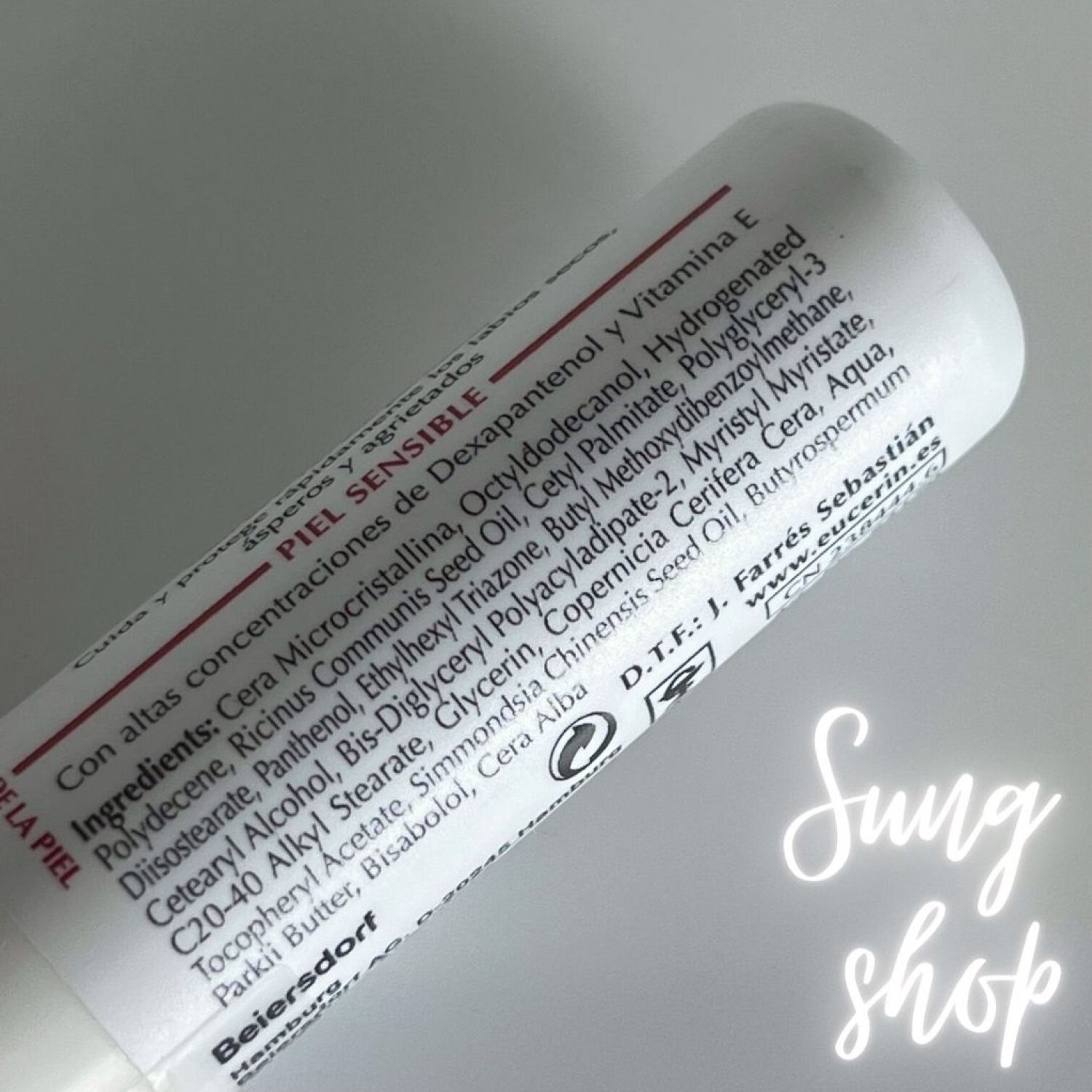 Son dưỡng môi Eucerin làm mềm môi giảm khô nứt hiệu quả