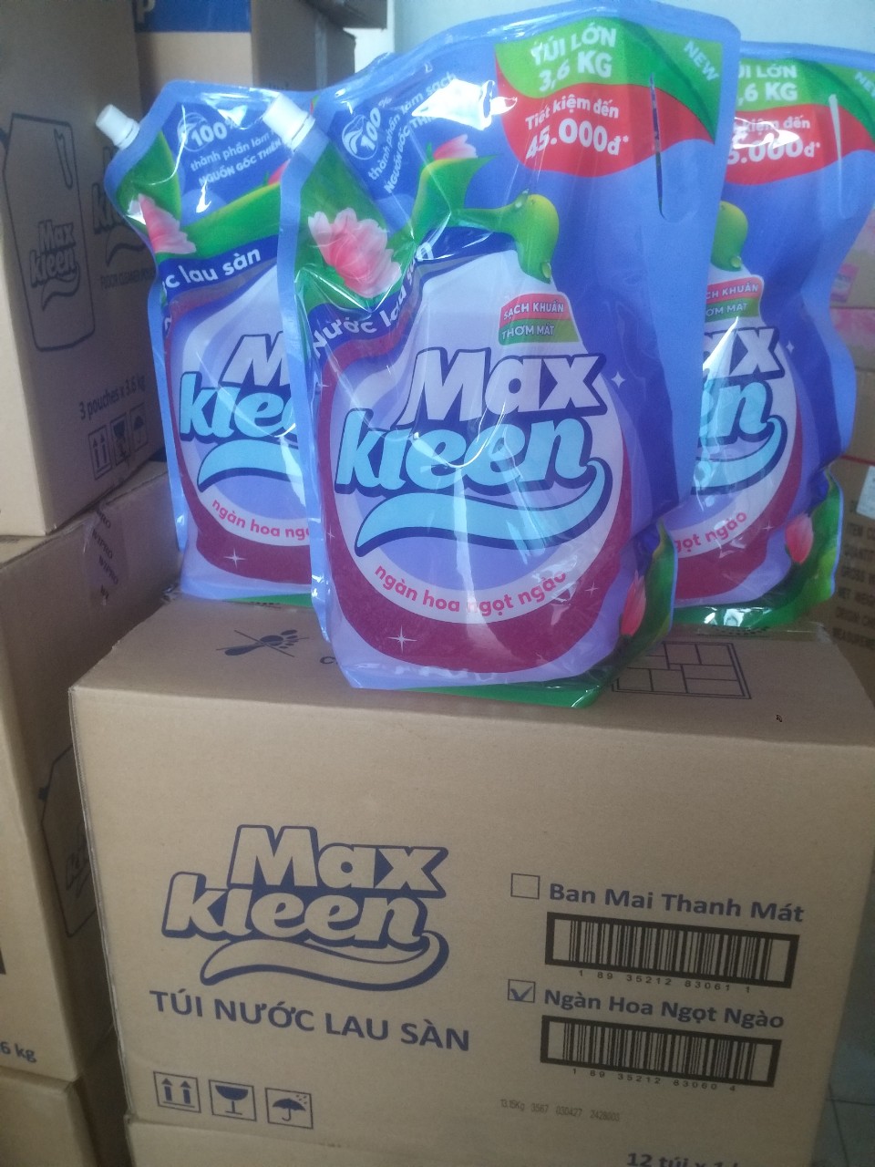 Nước lau sàn MaxKleen 3,6kg thơm mát sạch khuẩn
