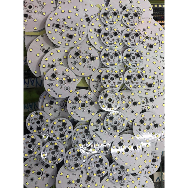 HOT-Led miếng 3w điện 220v