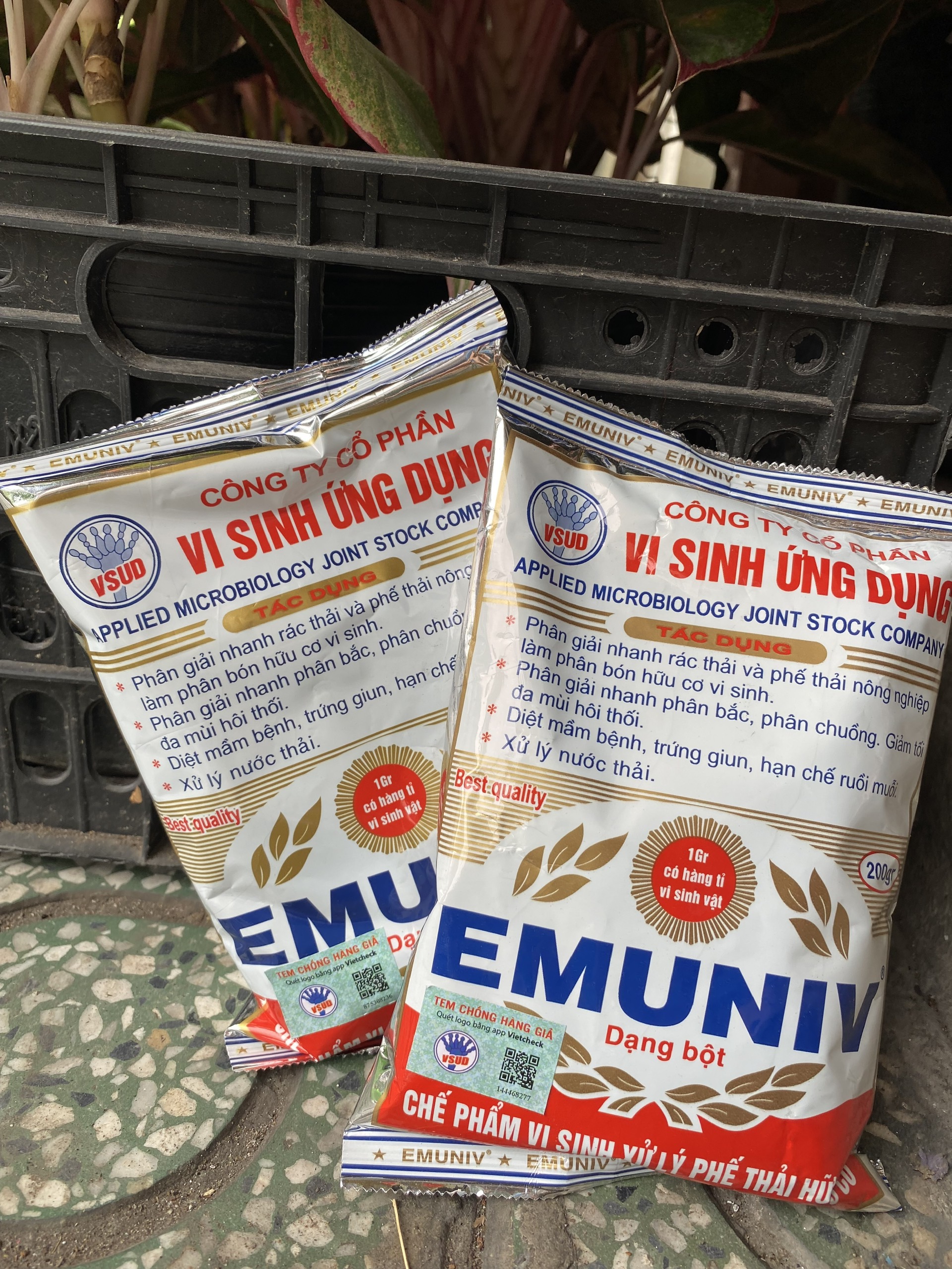 CHẾ PHẨM VI SINH ỨNG DỤNG EMUNIV GÓI 200 GR