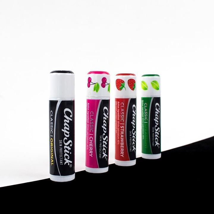 SON DƯỠNG MÔI CHAPSTICK Classic Strawberry 4g