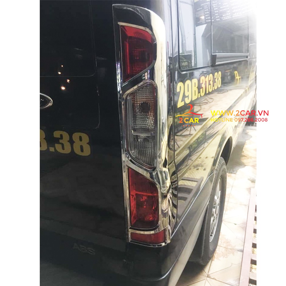 Ốp Viền Đèn Hậu Xe Ford Transit 2014-2019 Mạ Crom