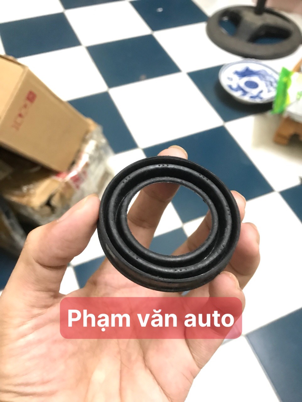 Cúp pen chụp bụi phanh Ford Transit, Chụp bụi piston thắng Transit Phạm Văn Auto hàng cao cấp