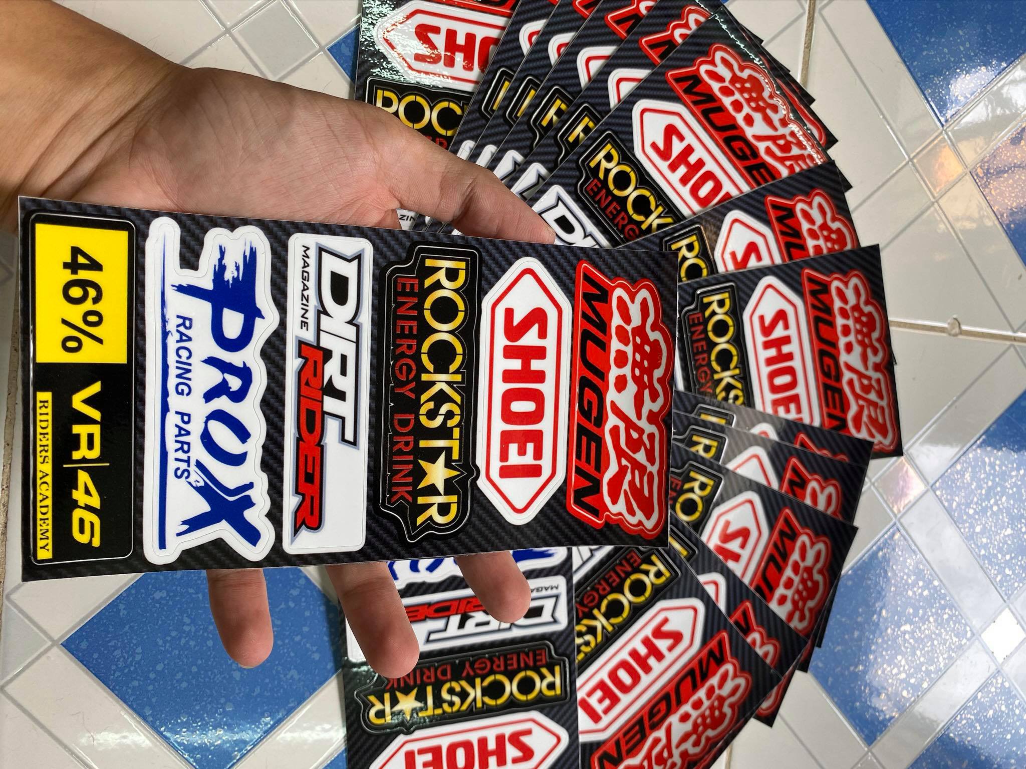 [HCM]STIKER TẤM CHỮ NHẬT MUGEN SHOEI ĐỎ