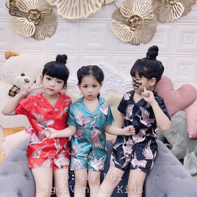 Bộ lụa chim hạc (18-30kg) cho bé gái