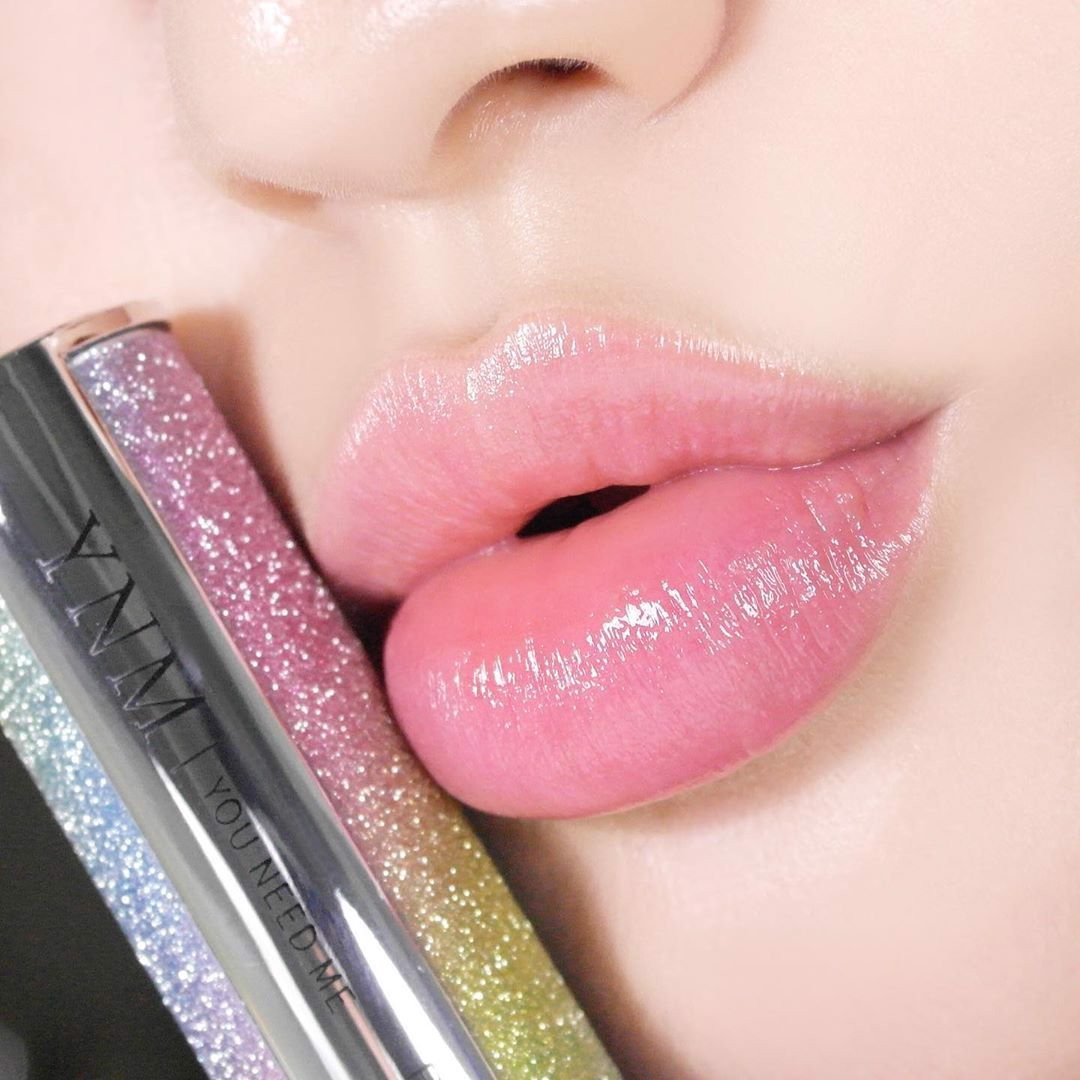 Son Dưỡng đổi màu YNM Rainbow Honey Lip Balm