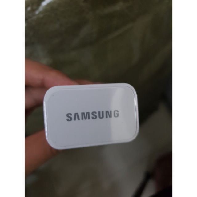 Củ Sạc SAMSUNG Sạc Nhanh Tia Sét 2.1A