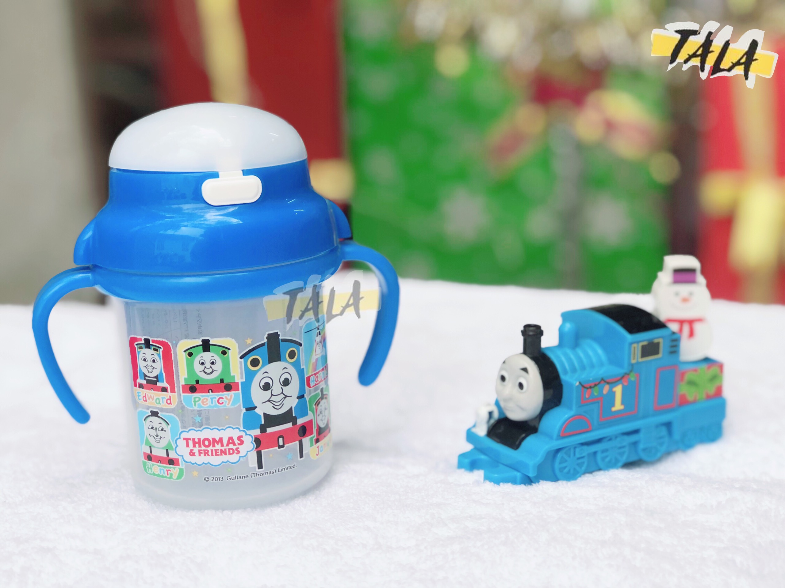 [HCM]Bình nước vòi hút hình Hello Kitty / Hoạt hình Thomas