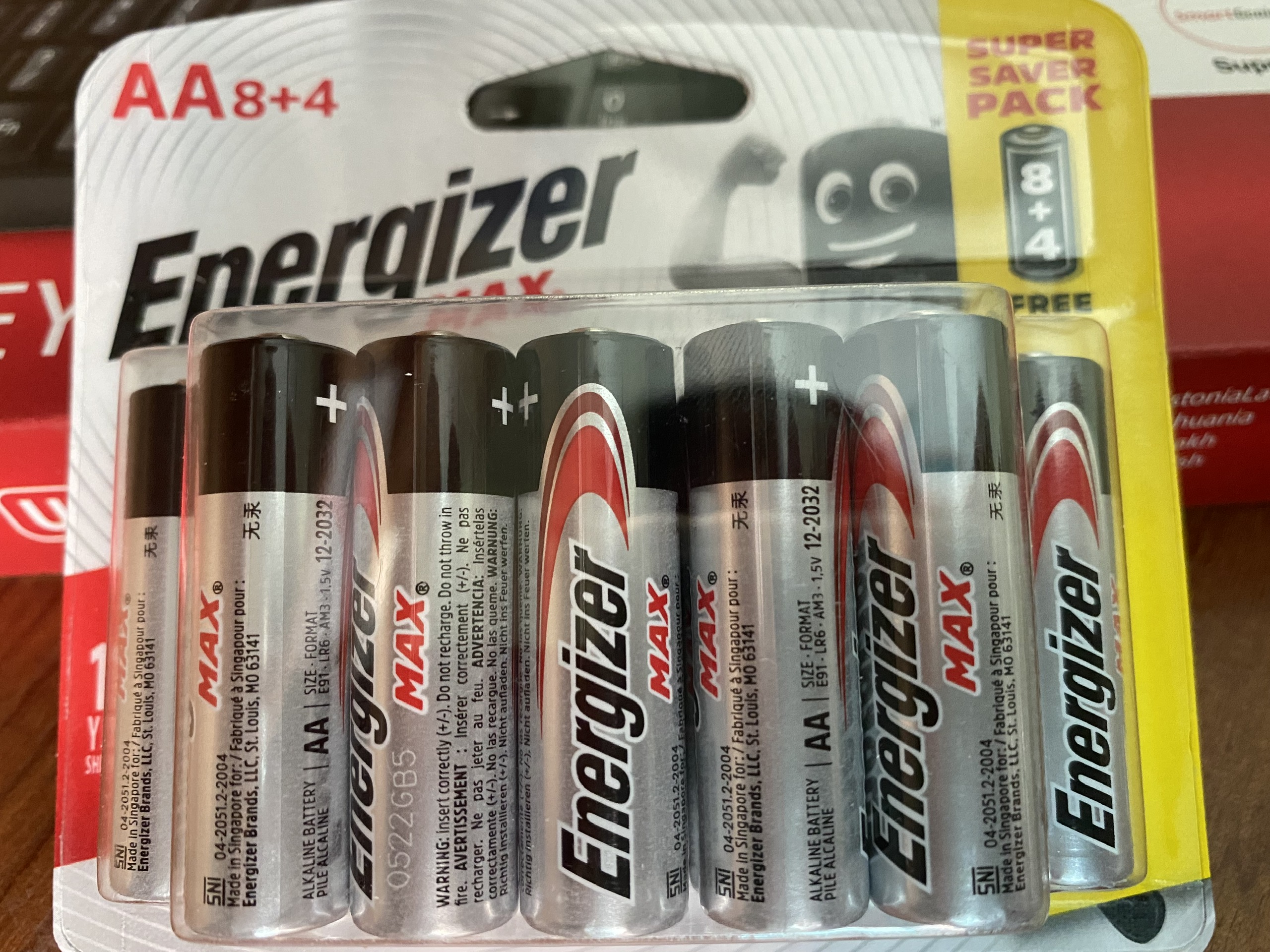 Pin AA Energizer Alkaline Max BP8+4 Pin Đũa (vỉ 12 viên)