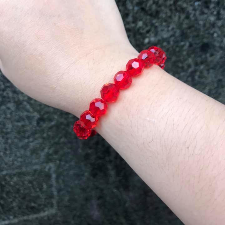 [HCM]VÒNG  PHA LÊ ĐỎ CẮT GIÁC HẠT 10LY