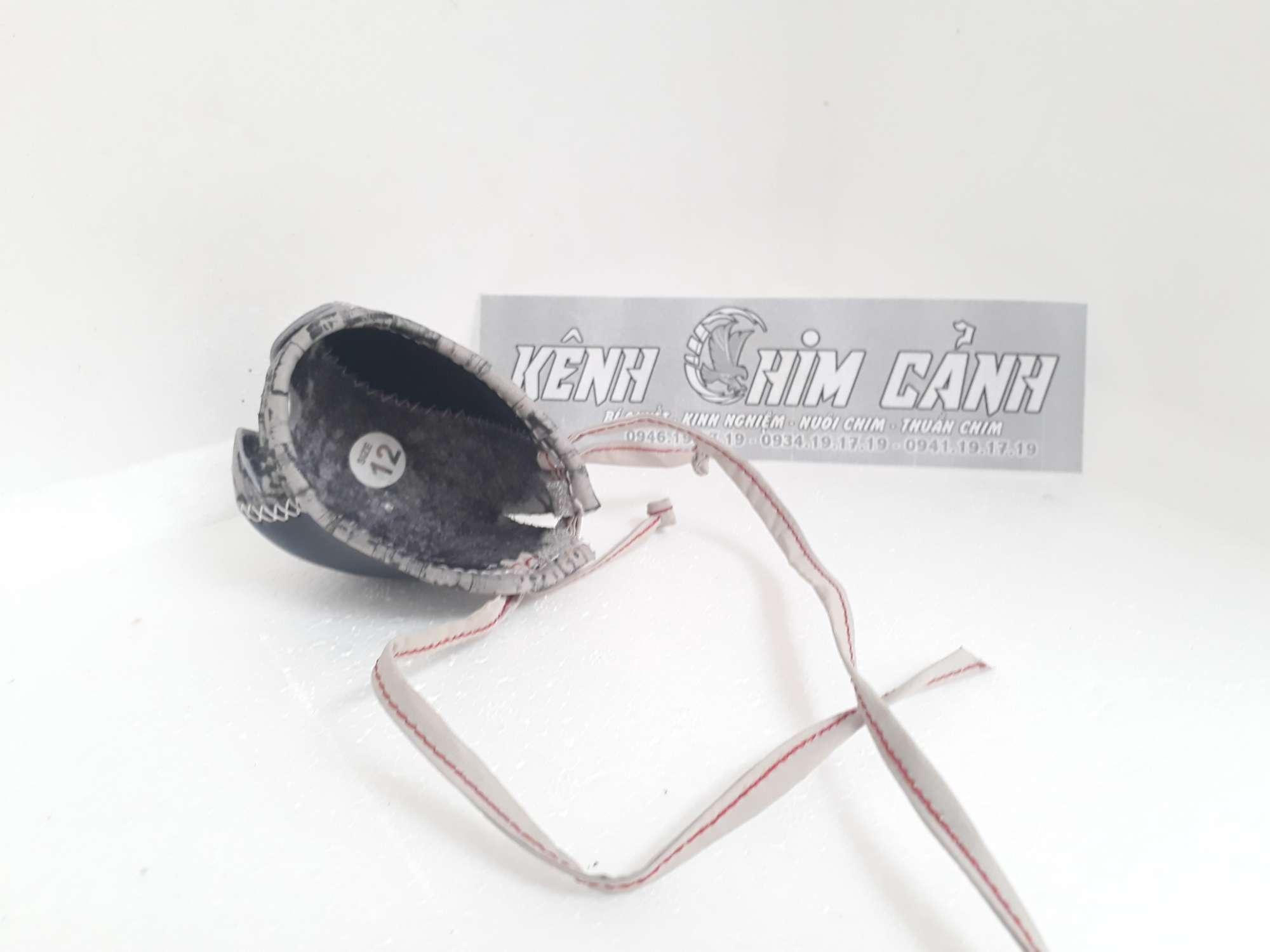 mũ chim săn diều hoa