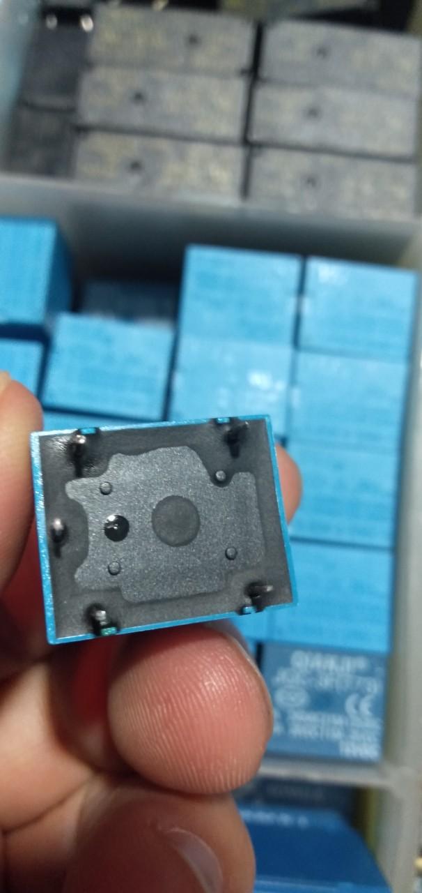5 Rơ le 12v 7A5 chân
