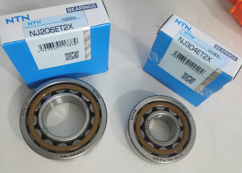 Vòng bi đũa trụ nj206/nj304 hãng ntn