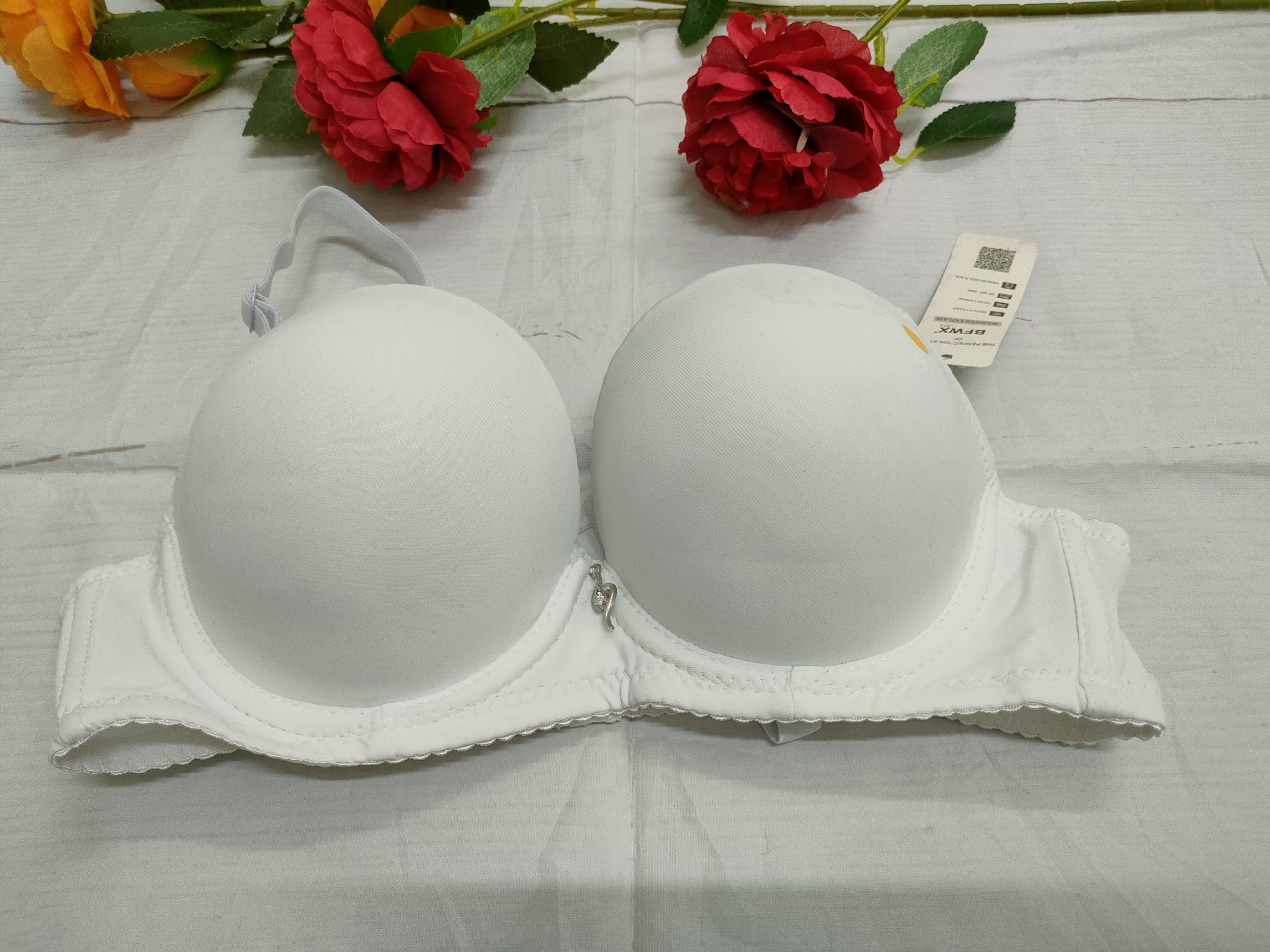 ÁO NGỰC CÓ GỌNG HOA CÚC