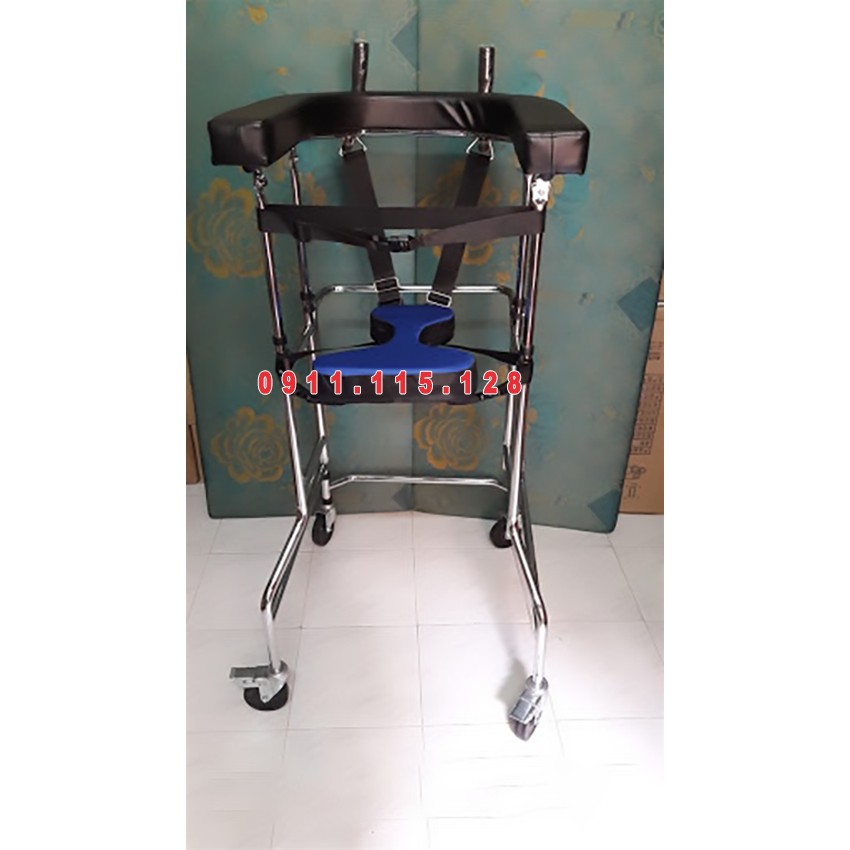 Xe tập đi lại cho bệnh nhân liệt