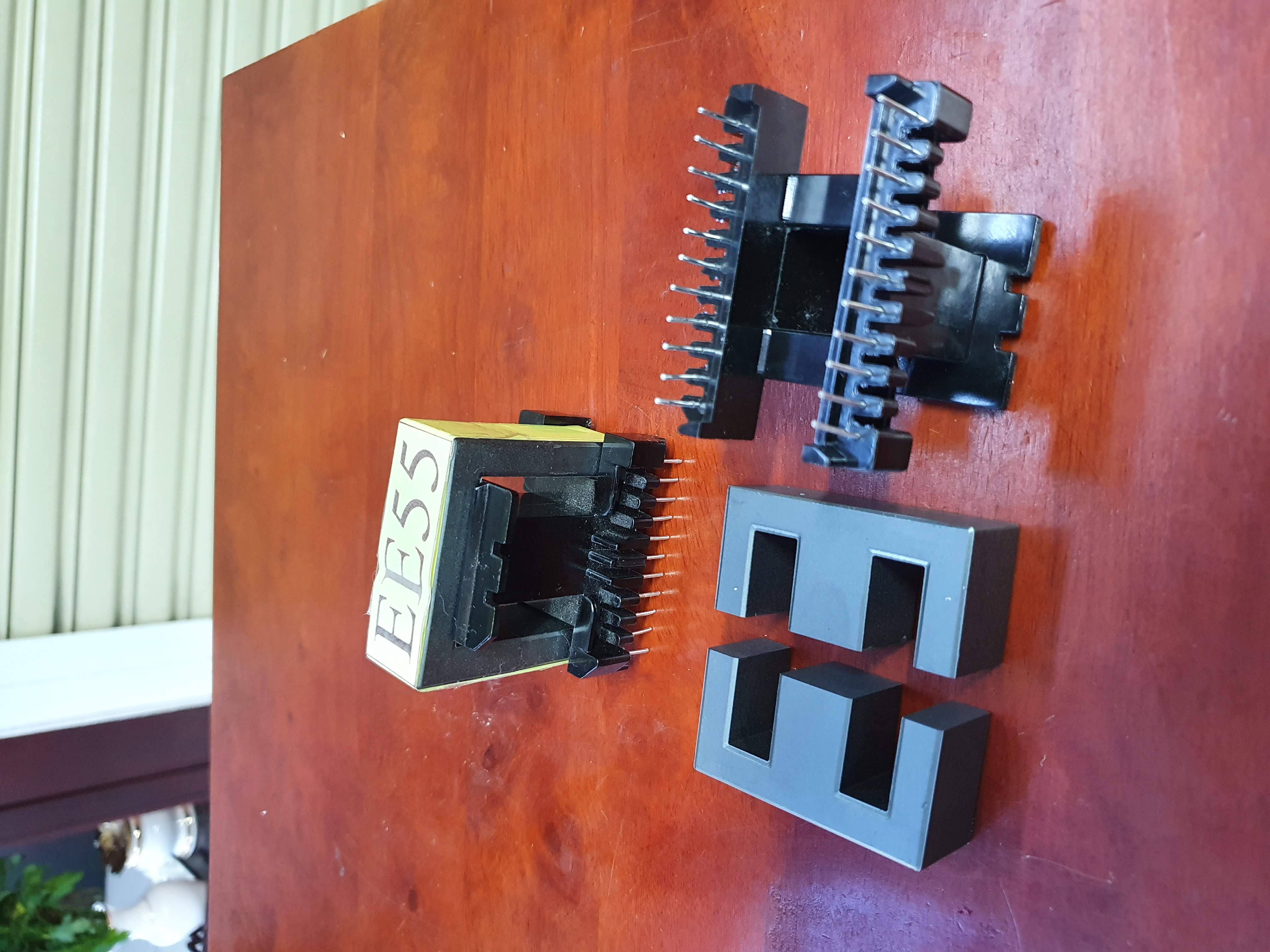FERRITE CORE (Biến áp xung) EE55 ĐỨNG (11+11) CHÂN