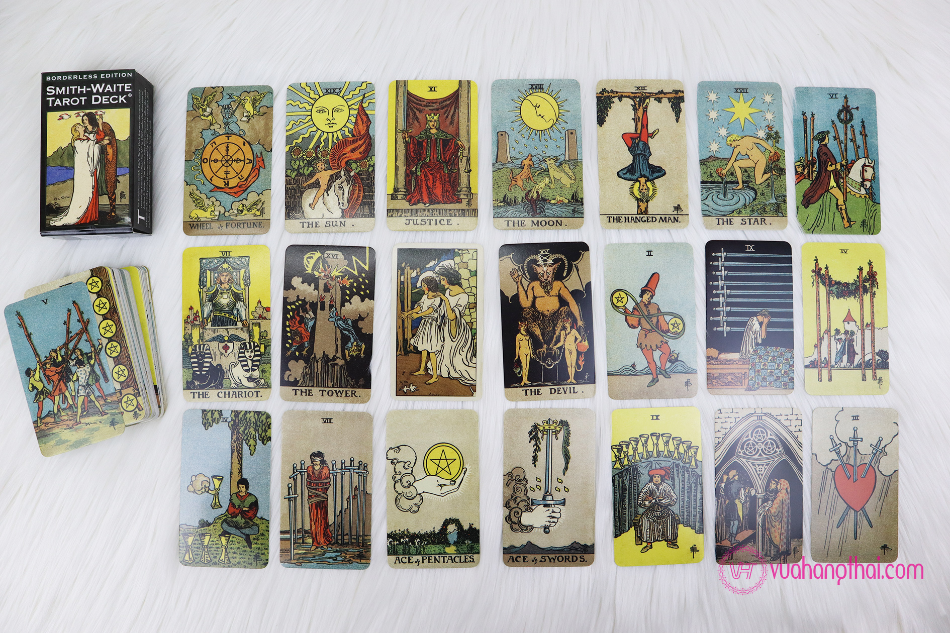 Bộ bài bói Smith Waite Tarot Deck – Borderless Edition cao cấp