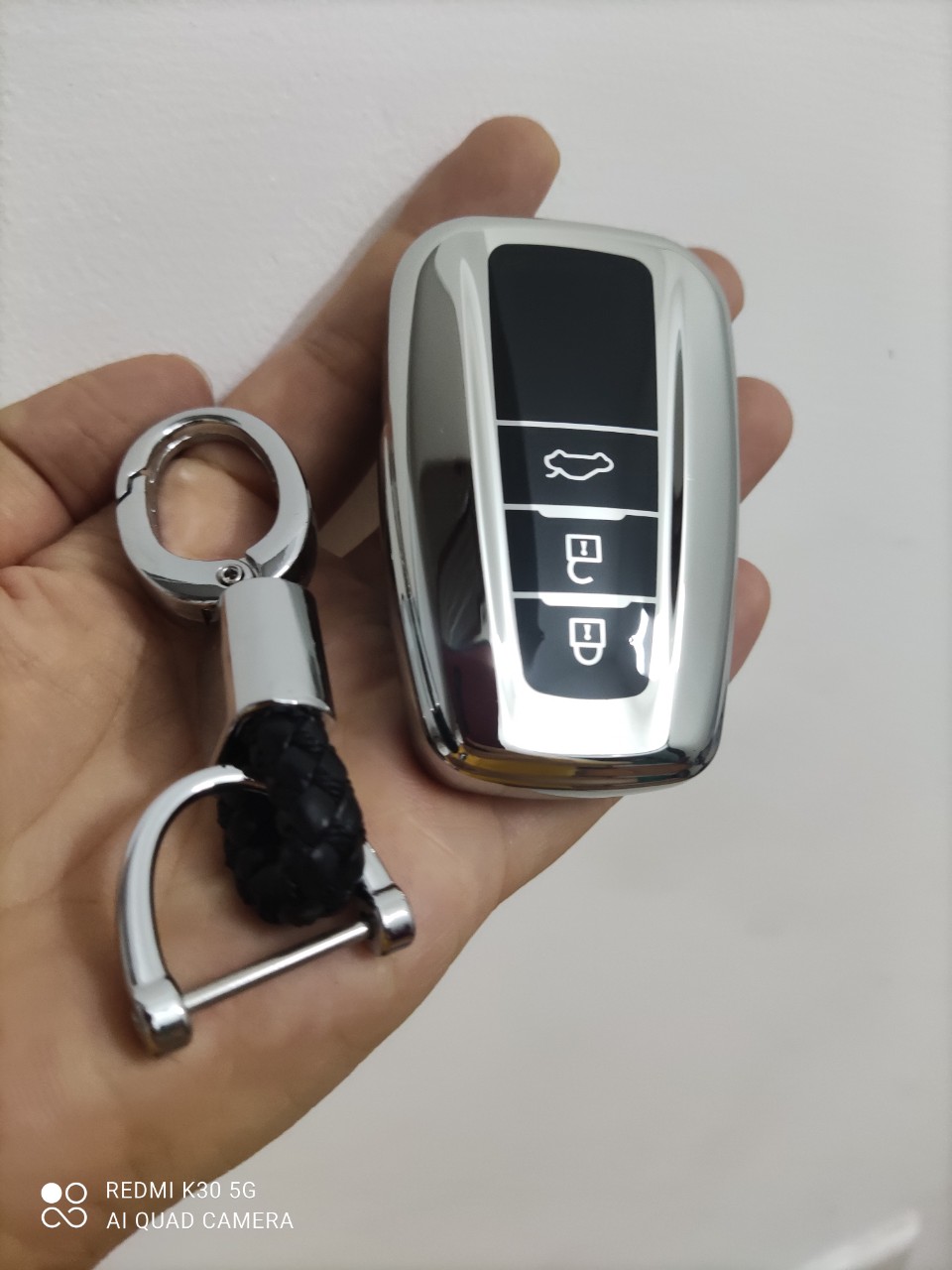 Ốp Chìa Khóa Silicon Tráng Gương Xe Toyota Cross 2019 2020 2021- kèm móc treo tiện lợi gọn nhẹ, thẩm mỹ, bảo vệ chìa khóa tối ưu