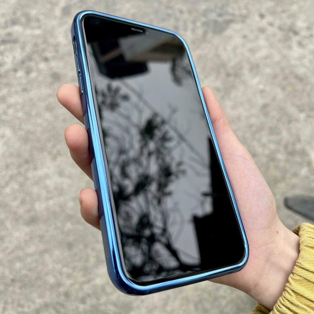Ốp KST viền xi lưng trong giả IPHONE 12