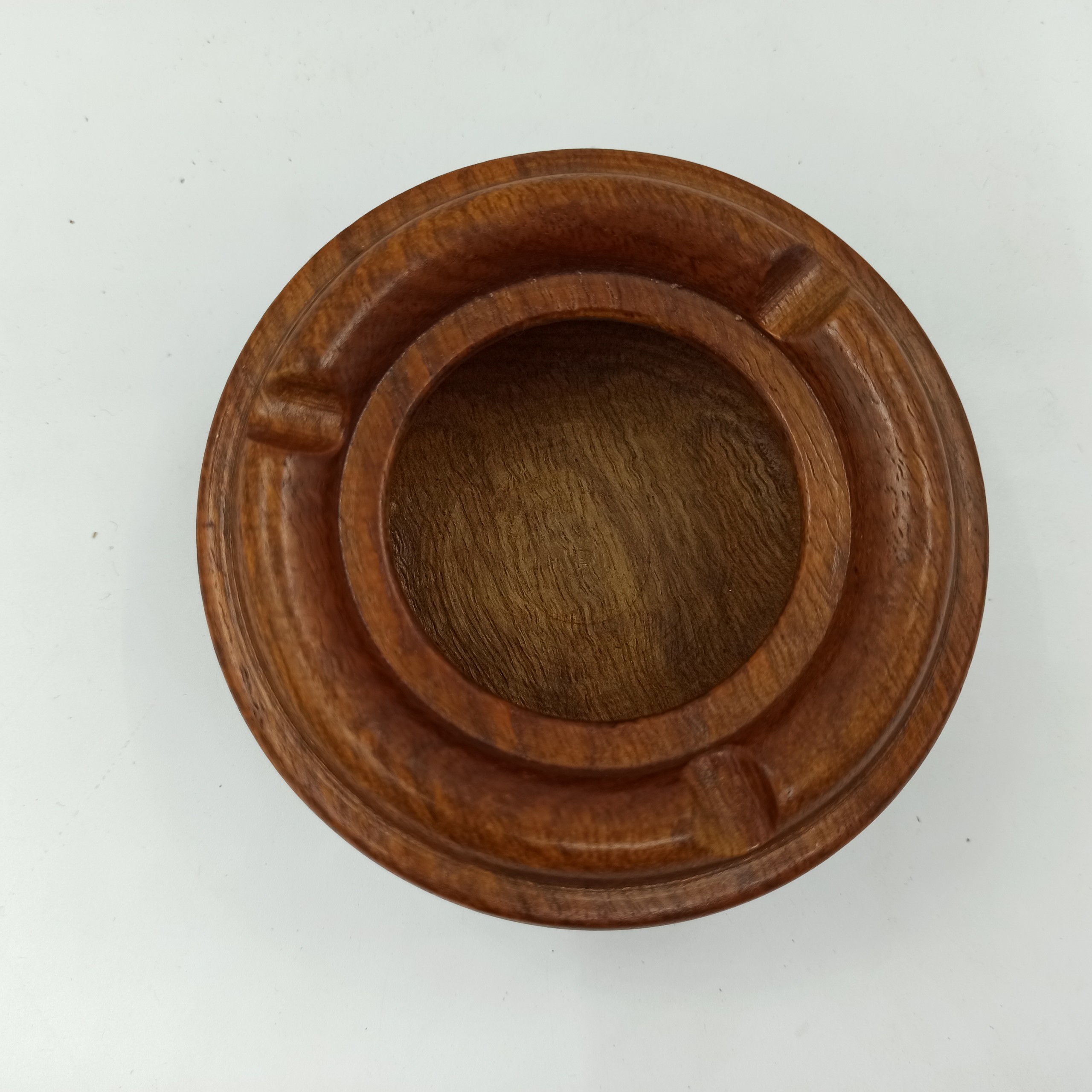 Gạt tàn thuốc gỗ hương