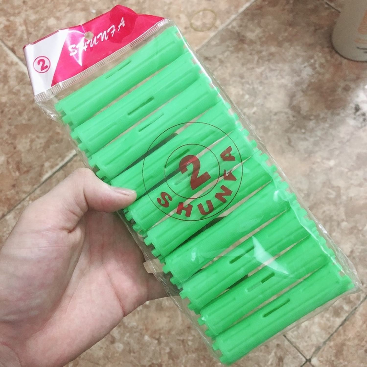 Trục uốn lạnh, xương lô uốn xoăn xù mì, phồng chân tóc size bé đường kính 0.9cm