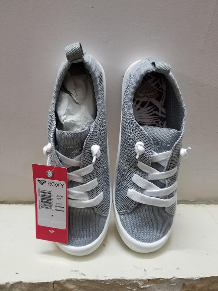 Giày nữ Sneaker Roxy vải xám xách tay Mỹ (size 37)