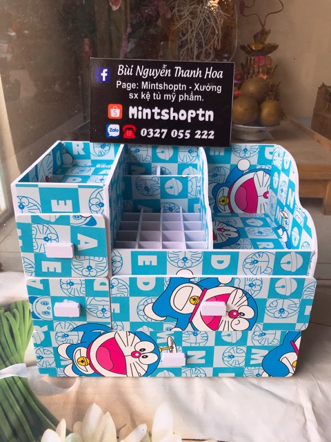 Kệ đựng mỹ phẩm MAX PLUS 35cm doraemon