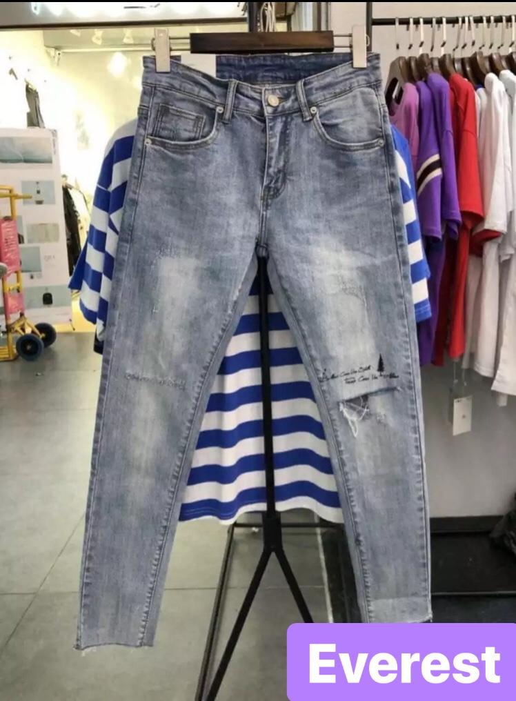 QUẦN JEAN NAM CHẤT BÒ THÊU CÂY THÔNG SIÊU HOT EV-6090 EVEREST FASHION