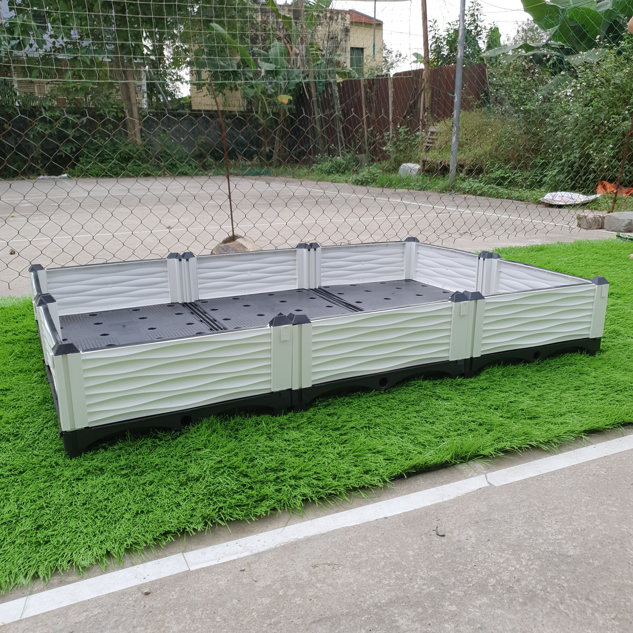 CHẬU GHÉP THÔNG MINH. KT: 150x100x23 cm: Phù hợp mọi cây trồng và diện tích.