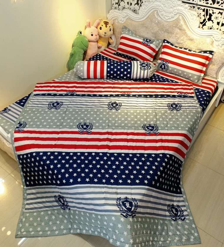 [1m6 x 2m] Bộ Chăn Ga Cotton Poly 5 Món Cờ Mỹ siêu đẹp - ( 1 drap + 1 vỏ gối ôm + 2 vỏ gối nằm + 1 chăn hè )