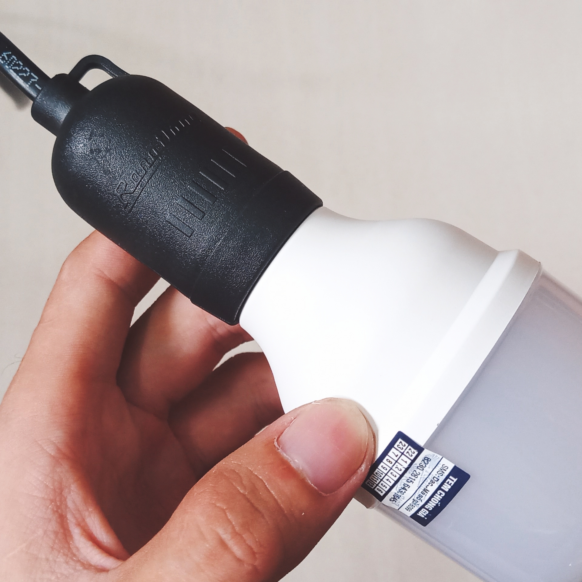 Đui đèn Rạng Đông E27 - Chống Thấm Nước IP65 - Độ Bền Cao
