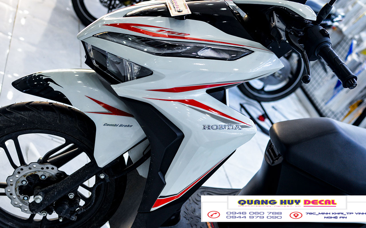 Tem trùm vario trắng đỏ, tem xe vario, team vario, tem dán xe máy, tem vario 150, team xe vario, tem vario trắng đỏ