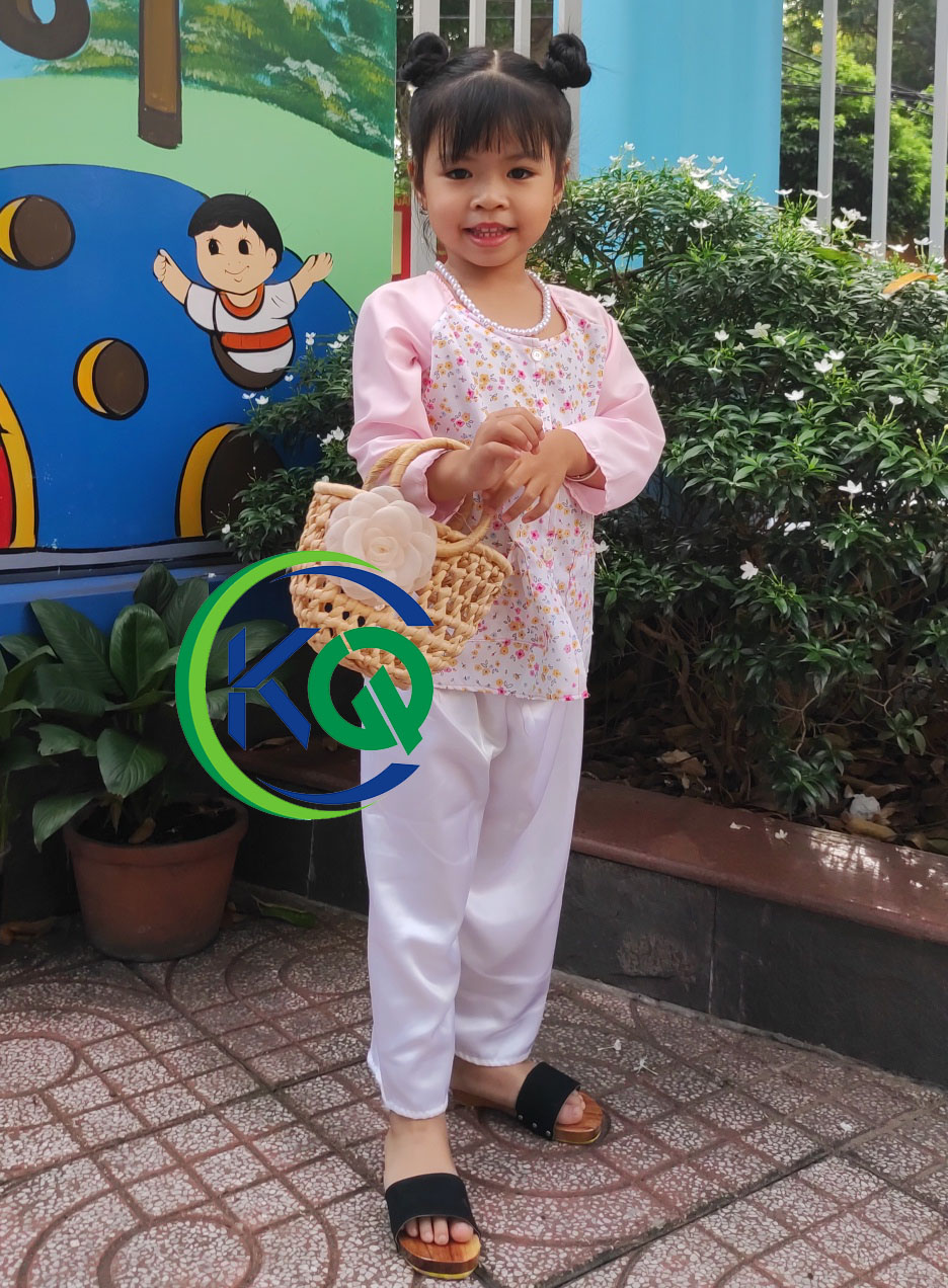 Bộ Áo Bà Ba Bé Gái Truyền Thống