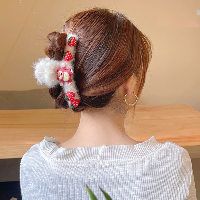 Xả kho kẹp tóc các mẫu hình siêu cute kèm nỉ lông hottrend cho các bạn nữ xinh gái