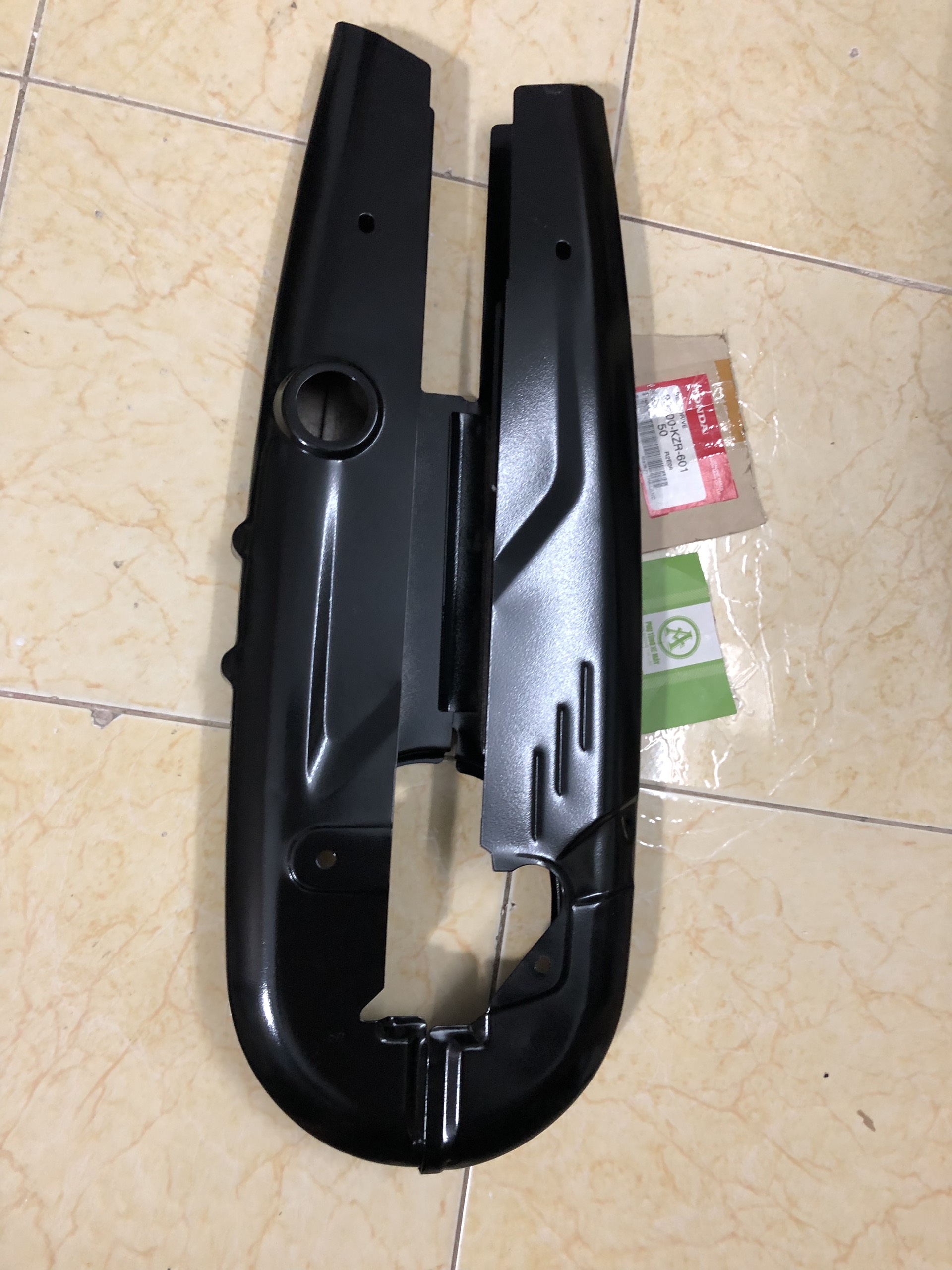Hộp xích wave a 2017-2020 110cc (s110, blade, rsx 110) màu bạc / màu đen