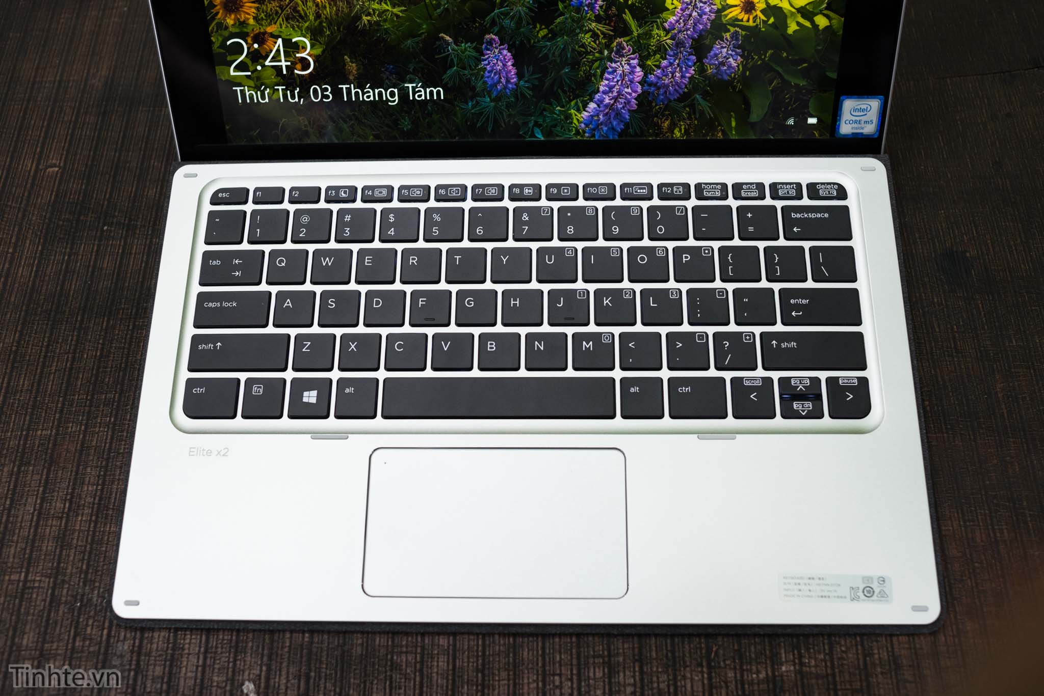 Máy tính bảng Windows HP Elite X2 phiên bản G2 mới 98%