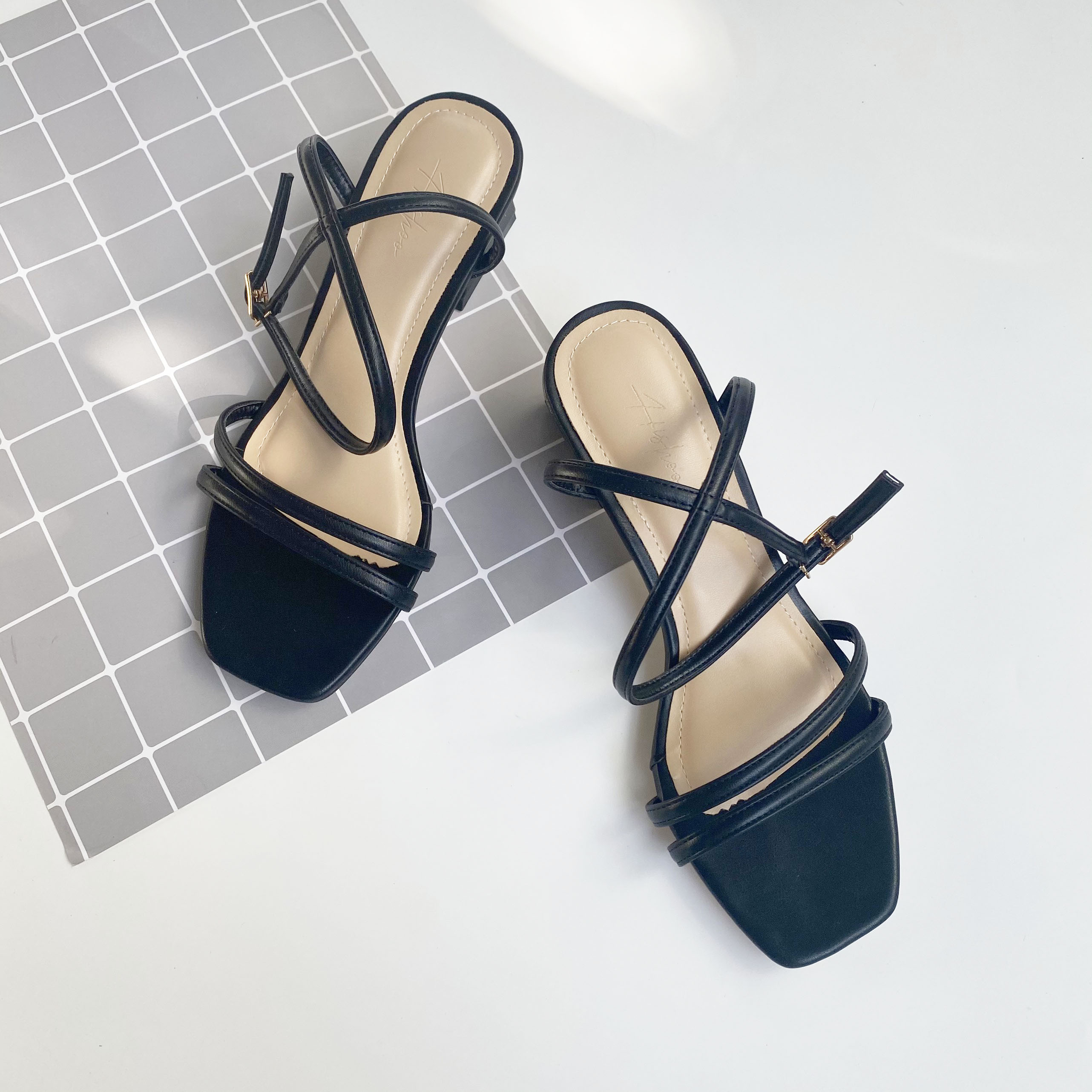Giày sandal nữ cao cấp gót 4cm S043