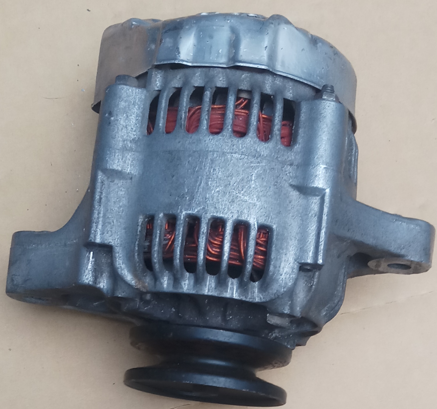 Máy phát   YANMAR    , XE NÂNG   . 12V