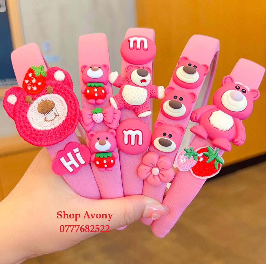 Cài tóc - Bờm tóc vài màu hồng đính icon gấu dâu (Lotso)