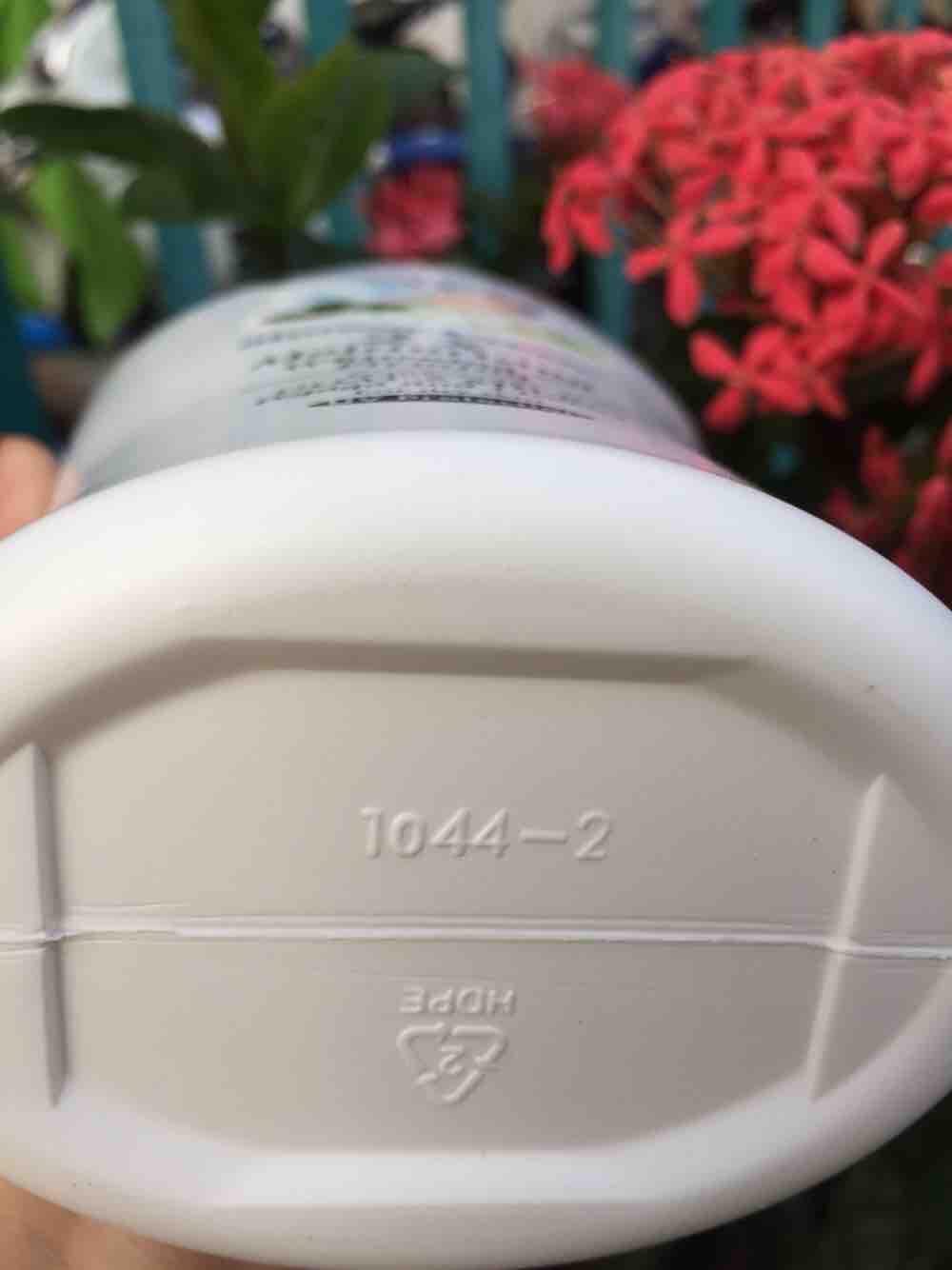 Sữa tắm Dê Malaysia White  Care 1200 ml tặng kem dưỡng da tay