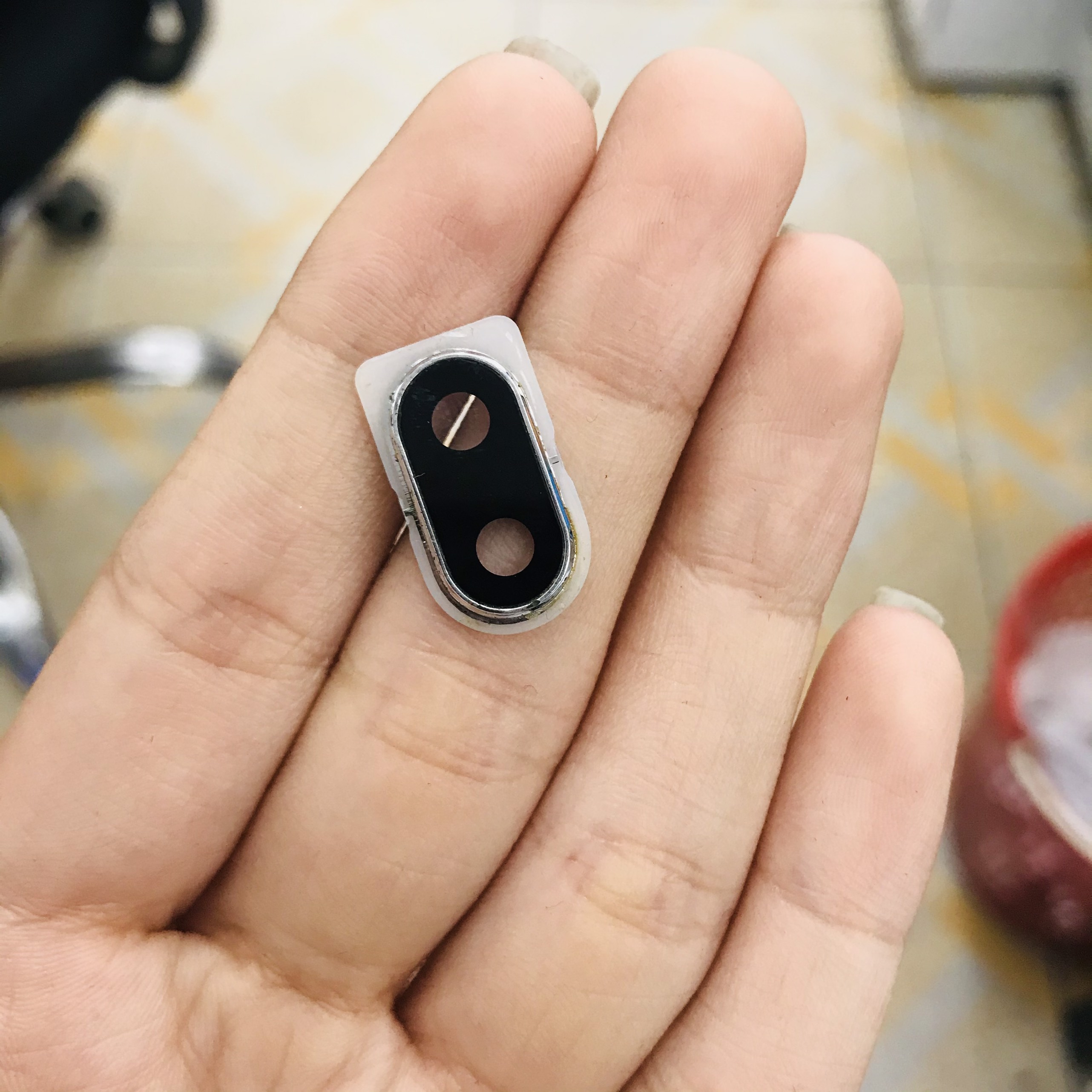 Kính camera oppo a3s 32gb zin bóc máy , bảo hành lỗi