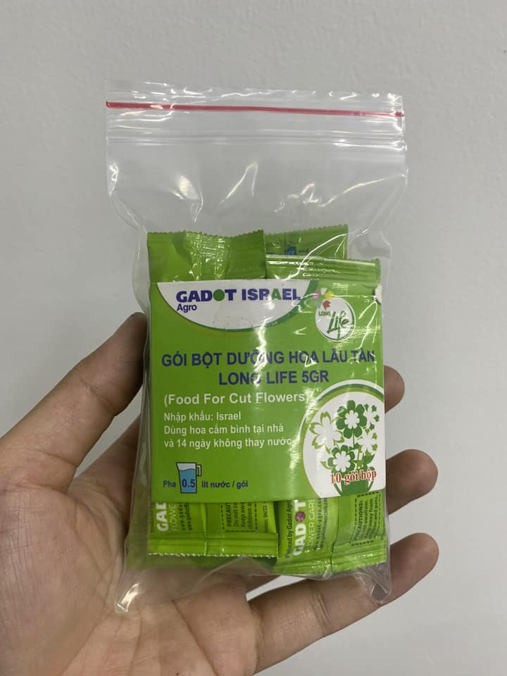 [HCM]Dinh Dưỡng Giữ Hoa Hồng cắm bình Lâu Tàn - Food For Cut Flowers (Set 50 gói loại 5gr) giúp hoa luôn tươi mớ cứng cáp gấp 2 lần và trong 14 ngày không thối nước hay cắt tỉa gốc hoa nhập khẩu Israel