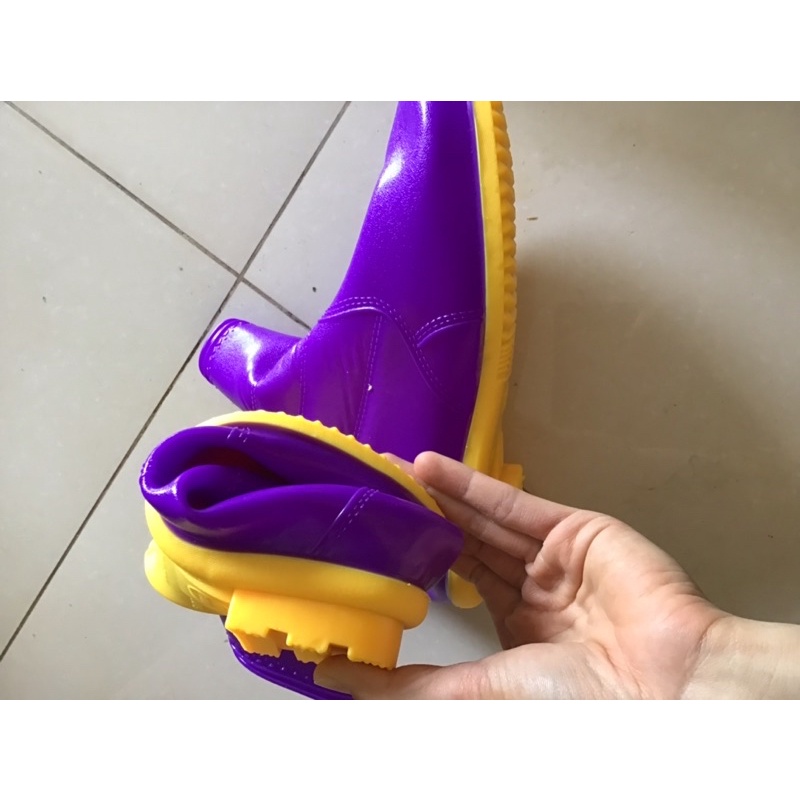 Ủng cổ ngắn Hoa san - ủng đi mưa, bảo hộ lao động mềm êm chân