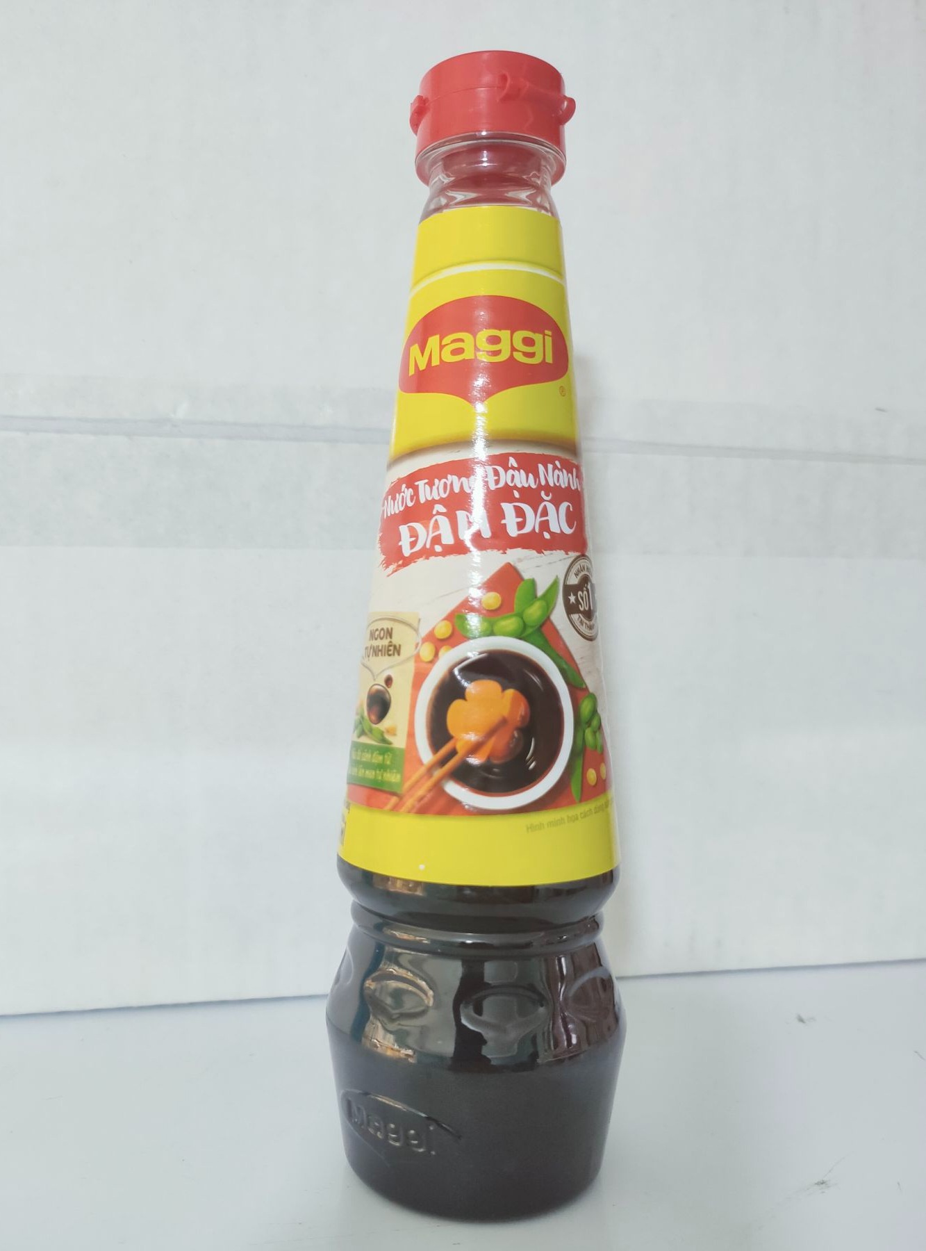 Nước tương Maggi đậu nành đậm đặc 300ml