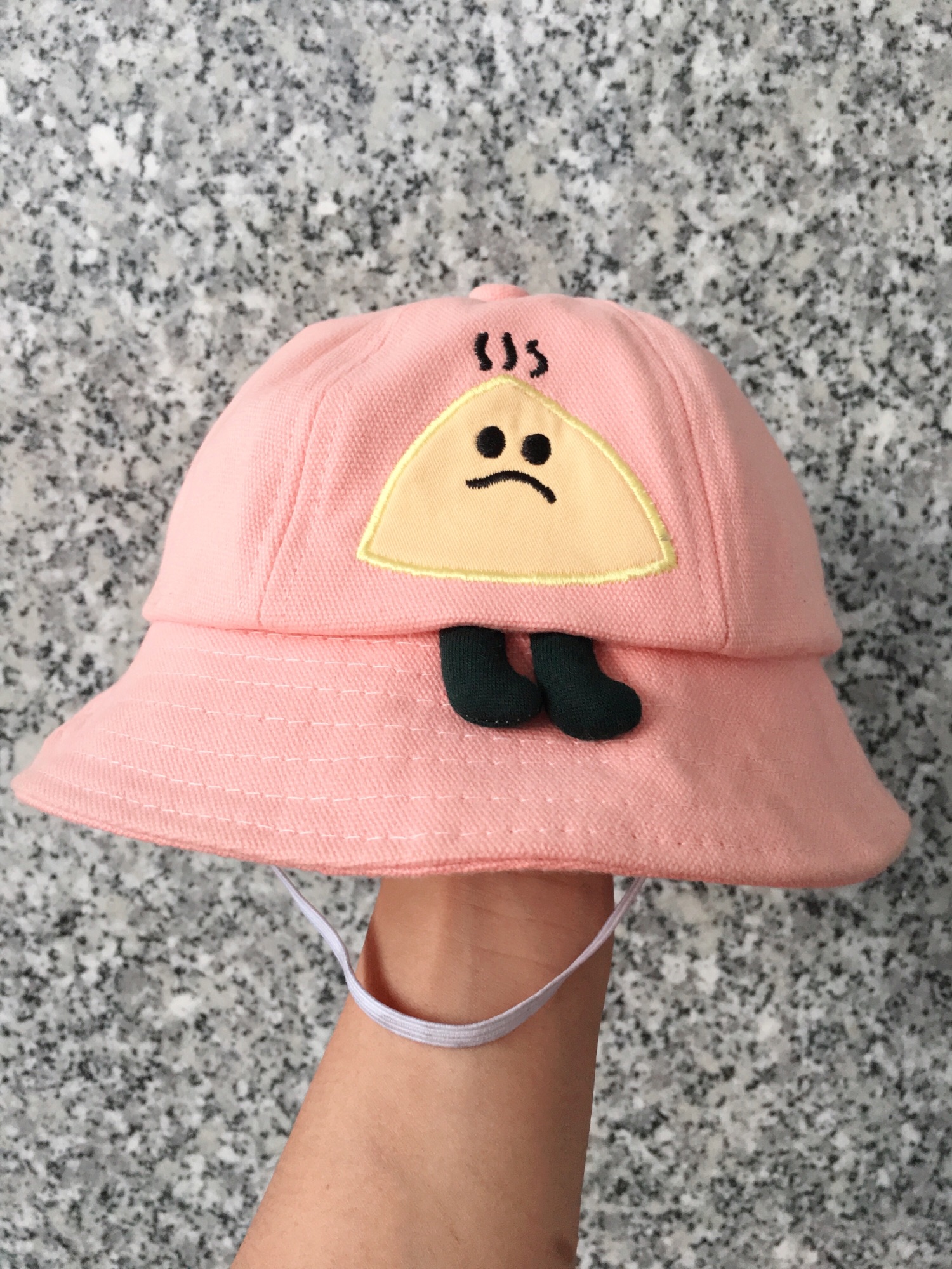 Mũ bánh bèo cho bé