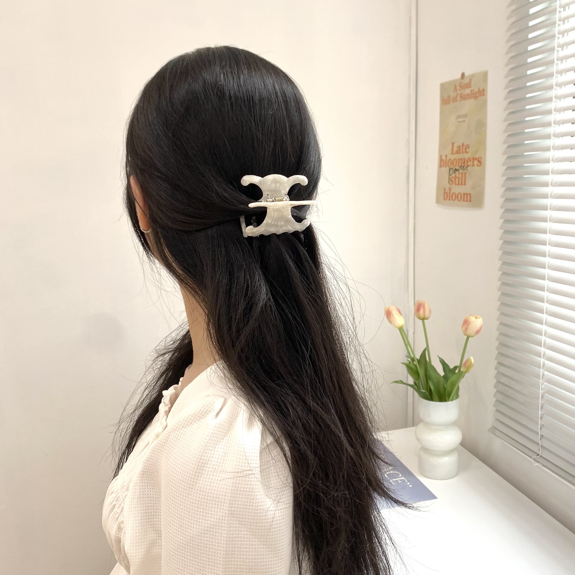 Kẹp tóc dáng cong độc đáo Modleaf Kaylee pin Hàn Quốc