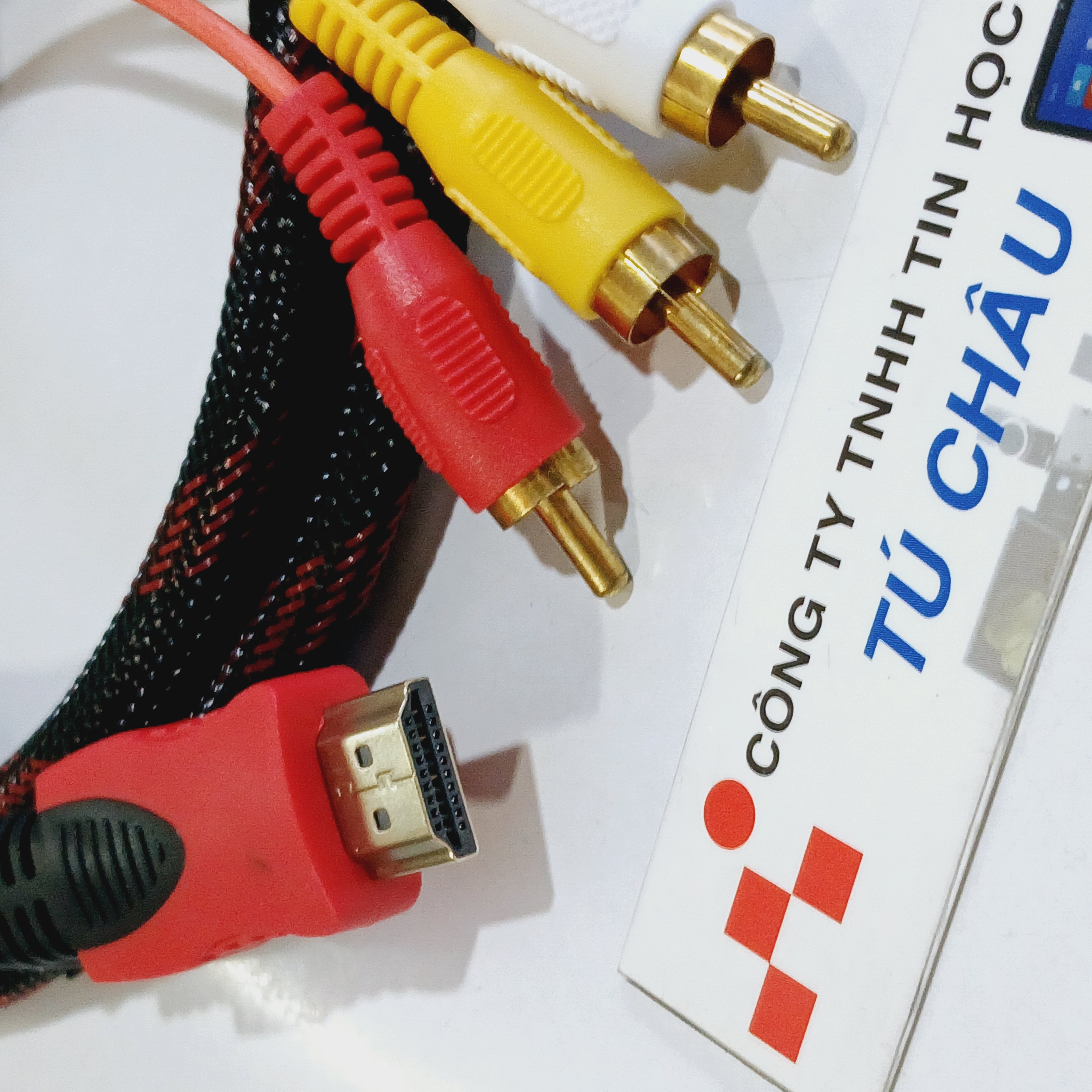Cáp HDMI ra 3 AV (3RCA) (Đầu chuyển (3 AV Cái) /  Cáp dài 1.5m (3 AV Đực))