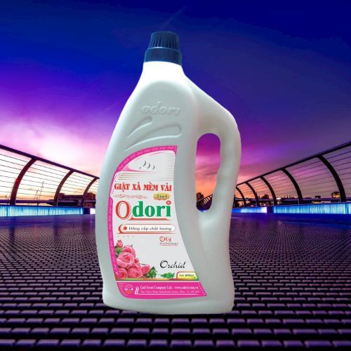 [HCM]Nước giặt xả mềm vải  Odori [2in1]